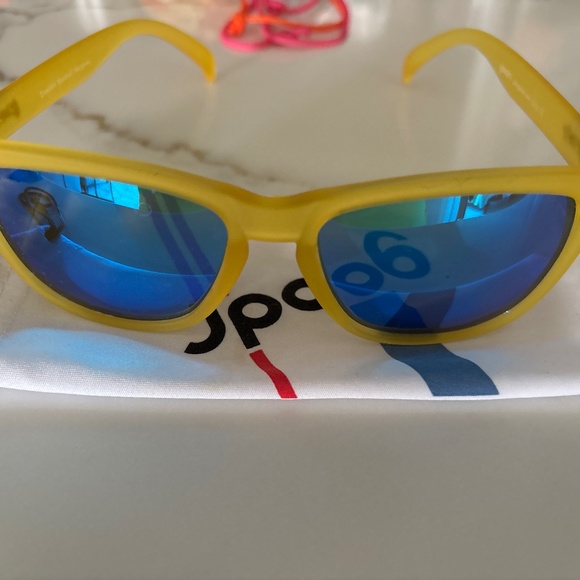 Goodr sunglasses - Picture 1 of 3
